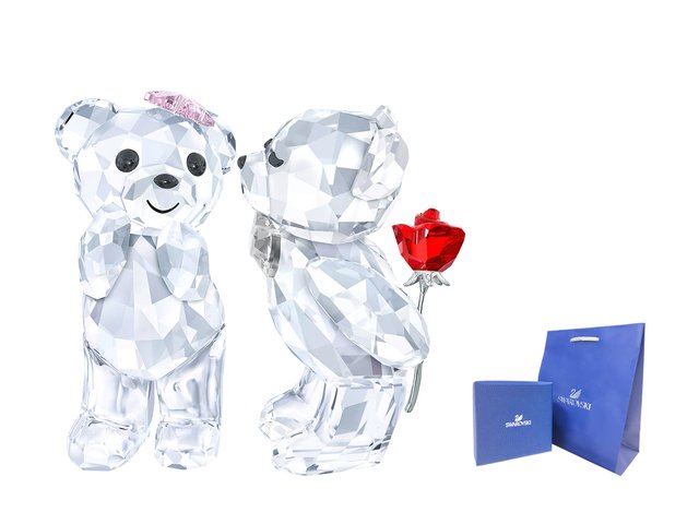 Swarovski Crystal  - Swarovski-Crystal KRIS BEAR - A LOVELY SURPRISE - CN0518D1 Photo